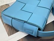 BOTTEGA VENETA CASSETTE BLUE MEDIUM SIZE23CM - 5