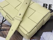 BOTTEGA VENETA CASSETTE GOOSE MEDIUM SIZE23CM - 5