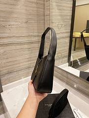 YSL LE 5 À 7 HOBO BAG IN SMOOTH LEATHER BLACK 25CM - 4