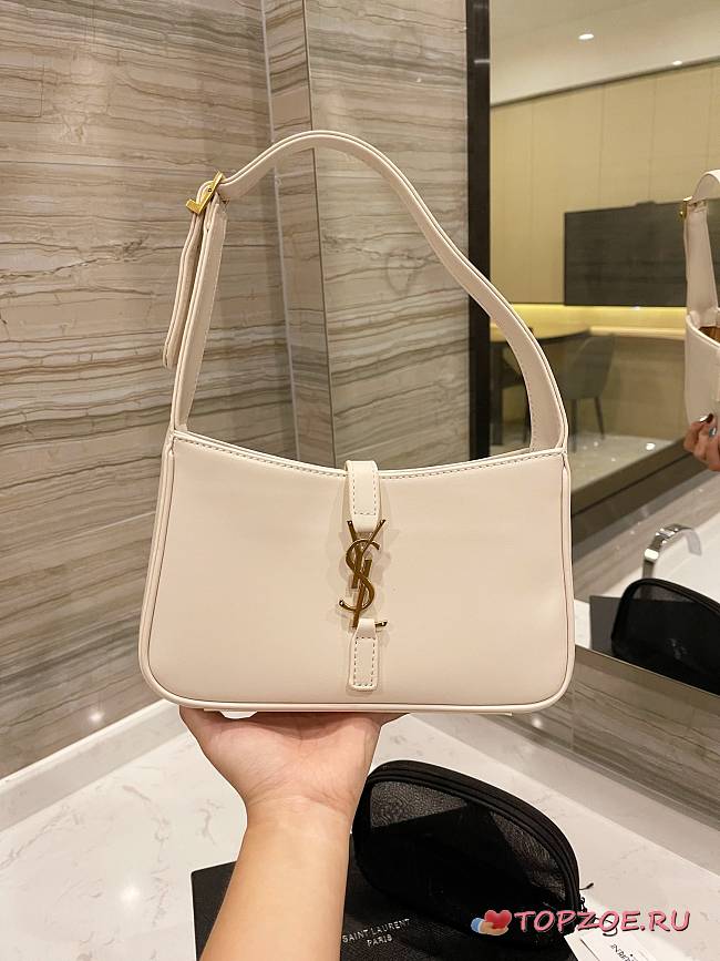 YSL LE 5 À 7 HOBO BAG IN SMOOTH LEATHER CREAM 25CM - 1