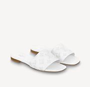 LV REVIVAL FLAT MULE WHITE - 5
