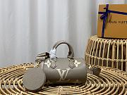 LV PAPILLON BB DOVE M46031 20CM - 4