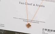 Van Cleef & Arpels Vintage Alhambra pendant Tiger Eye - 5