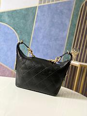 CHANEL CC HOBO BAG CALFSKIN BLACK 28CM - 4