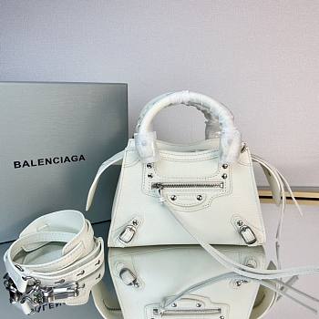 BALENCIAGA MOTORCYCLE MEDIUM BAG WHITE 22CM