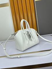GIVENCHY ANTIGONA SMALL BAG WHITE23 CM - 5