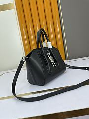GIVENCHY ANTIGONA SMALL BAG BLACK 23CM - 4