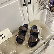 LV SANDALS 001 - 2
