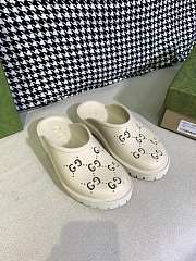 GUCCI PLATFORM PERFORATED G SANDAL WHITE - 1
