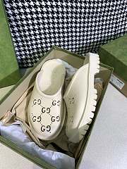 GUCCI PLATFORM PERFORATED G SANDAL WHITE - 6