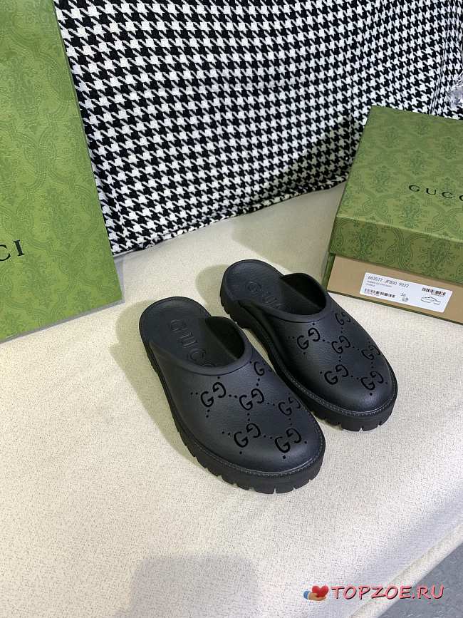 GUCCI PLATFORM PERFORATED G SANDAL BLACK - 1