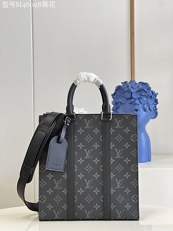 LV SAC PLAT MONOGRAM ECLIPSE RESERVE M46098 26CM