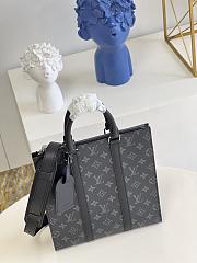 LV SAC PLAT MONOGRAM ECLIPSE RESERVE M46098 26CM - 6