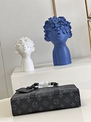 LV SAC PLAT MONOGRAM ECLIPSE RESERVE M46098 26CM - 3