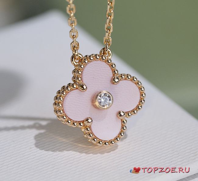 VCA Pink Fritillary Clover Necklace 1 - 1