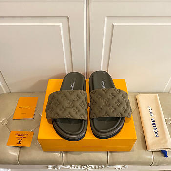 LV Monogram Open Toe Casual Style Mules Logo Sandals Green