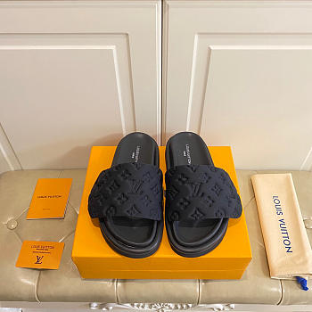 LV Monogram Open Toe Casual Style Mules Logo Sandals Black