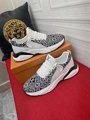 LV SNEAKER-01 - 6