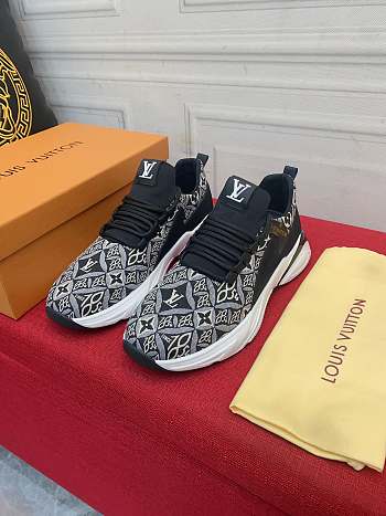 LV SNEAKER-01 Black
