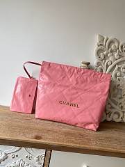 CHANEL 22 BAG Calfskin Pink Medium 39cm - 1