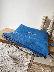 CHANEL 22 BAG Calfskin Blue Medium 39cm - 6
