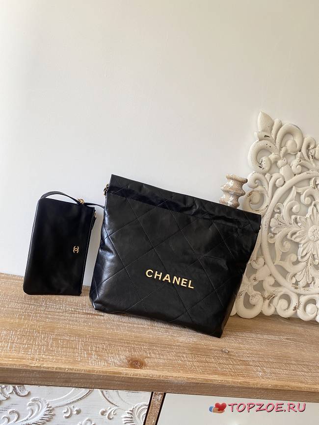 CHANEL 22 BAG Calfskin Black Medium 37cm - 1
