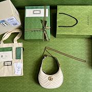 GG Marmont Halfmoon shaped mini bag White 21cm - 2
