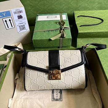 GUCCI GG Medium Shoulder Bag White 27cm