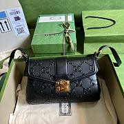 GUCCI GG Medium Shoulder Bag Black 27cm - 1