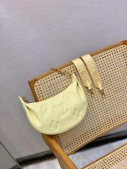 LV OVER THE MOON Lightyellow 27.5cm - 2