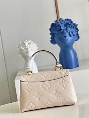 LV MADELEINE BB White 24cm - 4