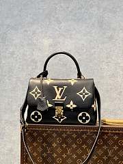 LV MADELEINE MM M45976 Monogram Empreinte Black 30cm - 1