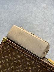 LV MADELEINE MM M45976 Monogram Empreinte Grey 30cm   - 6
