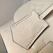 LV MADELEINE MM M45976 White 30cm - 3
