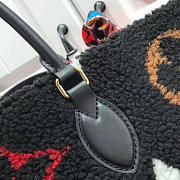 LV ONTHEGO Giant Teddy BAG M55421 BLACK 41CM - 2