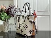 LV NEVERFULL MM M44676 32cm - 4