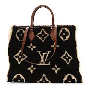 LV ONTHEGO Giant Teddy BAG M55421 BROWN 41CM - 1