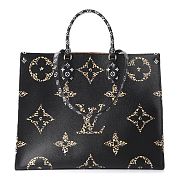 LV MONOGRAM GIANT JUNGLE ONTHEGO BLACK 41CM - 1