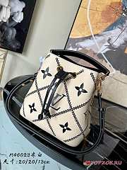 LV NÉONOÉ MM M46029 26CM - 2
