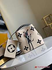 LV CRAFTY NÉONOÉ MM M45362  - 6