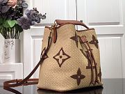 LV Unisex NéoNoé MM Bucket Sustainable Raffia-Like Woven Textile Cowhide - 2