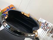 LV Capucines MINI Taurillon With Chian M80239 - 4