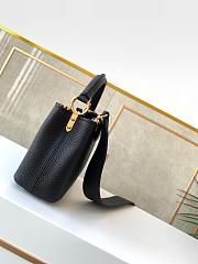 LV Limited Edition Capucines Taurillon PM W Bandouliere M56669 - 2