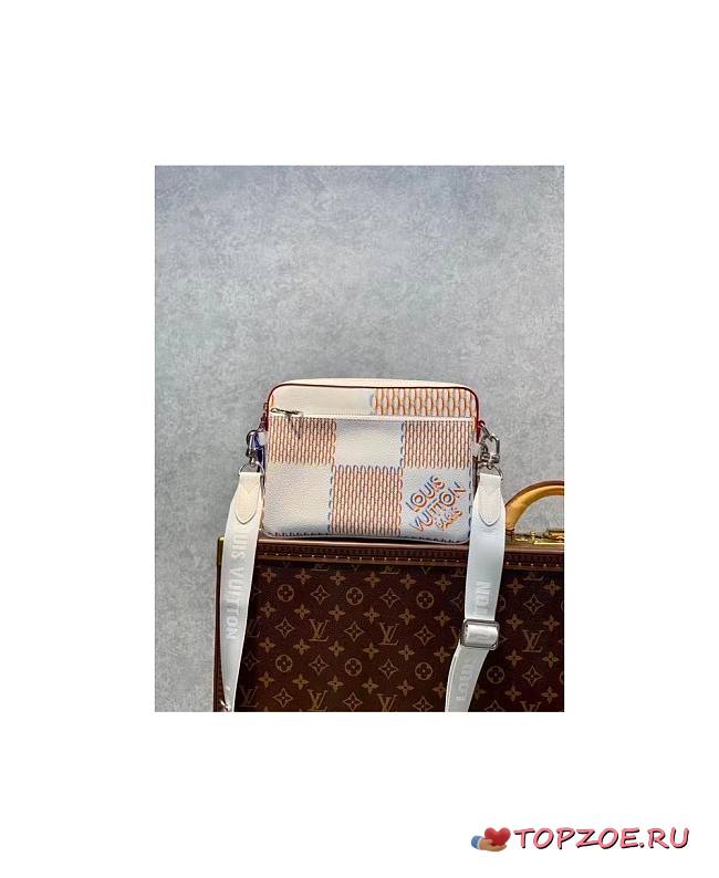 LV DAMIER SPRAY TRIO MESSENGER - 1