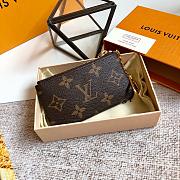 LV KEY POUCH MONOGRAM M62650 - 5
