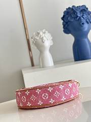 Louis vuitton loop bag pink - 2