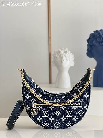 Louis vuitton loop bag blue