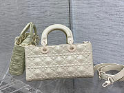 LADY D-JOY BAG White Cannage Calfskin with Diamond Motif - 3