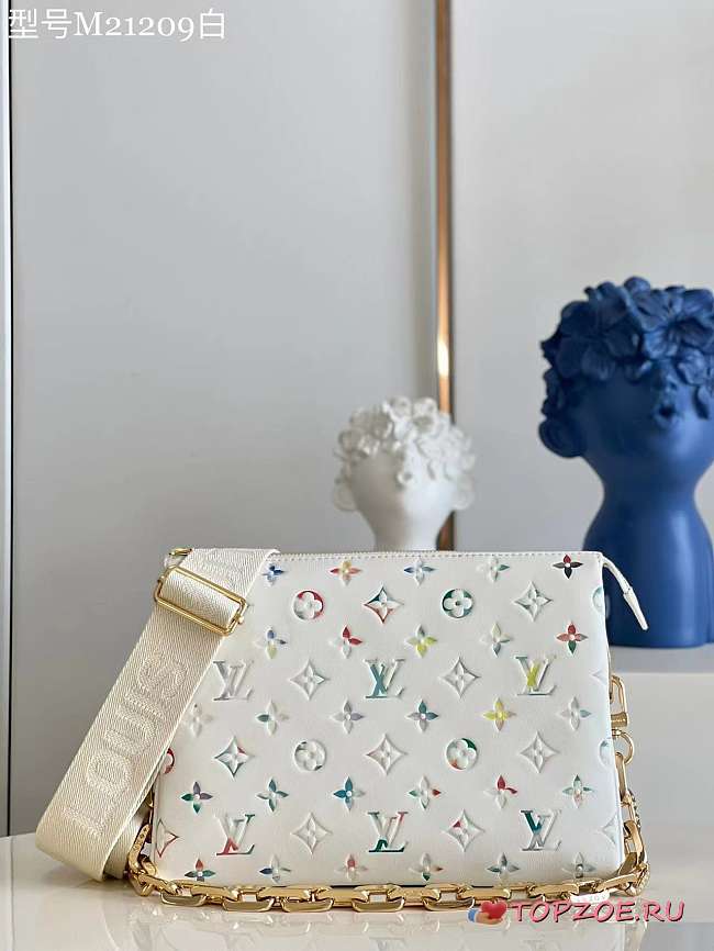 LV Coussin Vuittamins White Bag 26*20*12cm - 1