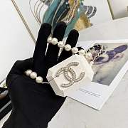 CHANEL air pods pro case Necklace AB6425 Plastic Rhinestones artificial pearl - 1